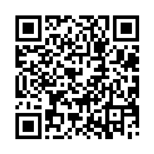 他的眼睛已经可以看到普通肉眼看不到的灵魂二维码生成