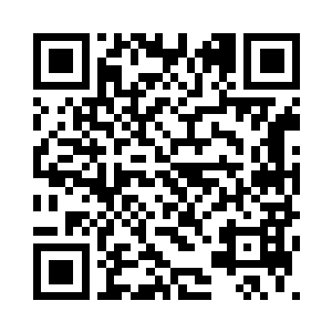 他的脸上也全都是非常随意的神色二维码生成