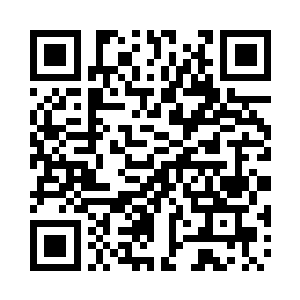 他的脸上带着一个外挂式样的巨大风镜二维码生成