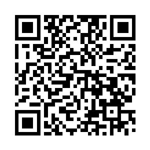 他的身体不受控制的向宫殿内飞了去二维码生成