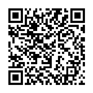他的身体直接被旁边的一名仙帝级别的高手给踹飞了出去二维码生成