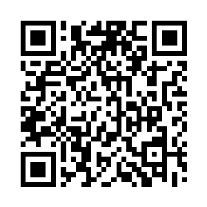 他的身影连同着椅子随心所欲地转动闪幻着二维码生成
