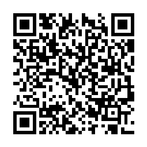 他的这句很友善的招呼语被翻译尽职的转达了过去二维码生成