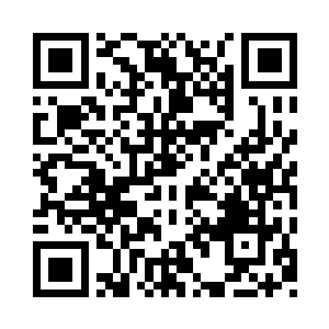 他的那个令无数的女人痴狂而尖叫的身份二维码生成