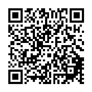他相信当荣光看到名片上自己的名字和皇家马德里的队徽时二维码生成