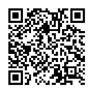 他看到此时的赵长枪就好像众星捧月一般被大家围在中间二维码生成