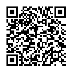 他看到远处的韩佳儿的身体好像发生了一些奇怪的变化二维码生成