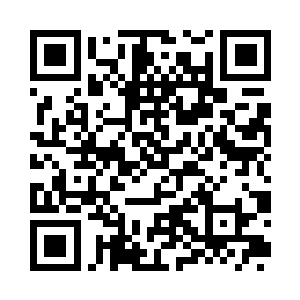 他看着自己拿着扫帚清扫地面上的灰尘二维码生成