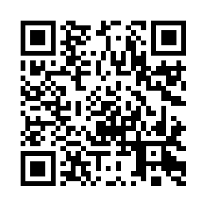 他眼前桌子上的那个盒子猛地弹开二维码生成