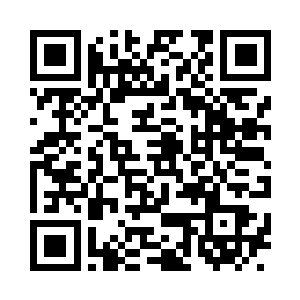 他眼瞅着江少游一脸微笑地看着自己二维码生成