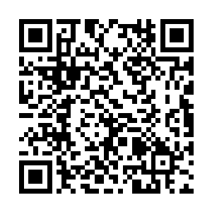 他知道了今天的事情都是由刚才的那个女人引起的二维码生成