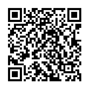 他知道欧阳无极一定会利用他跟那个假的秀恩爱的画面来刺激她二维码生成