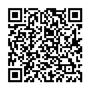 他知道那是被左手抓住的那个暗器之上的反弹之力二维码生成
