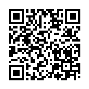 他穿着一件浅蓝色的竖条纹无领衬衫二维码生成