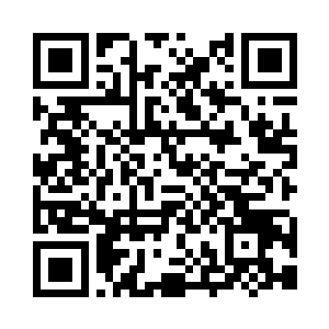 他突然想起学校里语文老师所教导的风字二维码生成