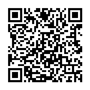 他终于感受到无声的轻视比言语的侮辱更加深入人心二维码生成