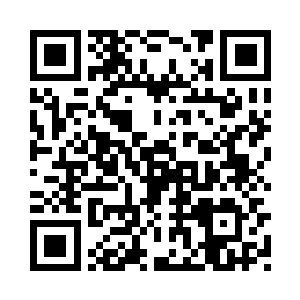 他终于看到了海里的那个庞然大物二维码生成