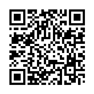 他终于能理解为何当时他的父亲能抛弃所有二维码生成