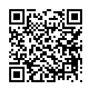 他终于见到了一个让他不得不仰视的存在二维码生成