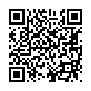 他绘声绘色的说着自己和穆根在树底的遭遇二维码生成