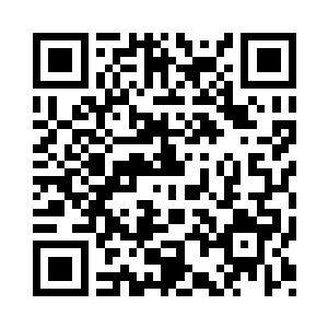 他缓缓地将她的脑袋抬起将右肩垫在下面二维码生成