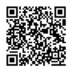 他能够在万丈绝峰和照壁留名上超过自己那么多二维码生成