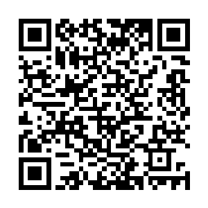他能够感觉到自己的汗毛已经被这把金色的匕首斩断了二维码生成