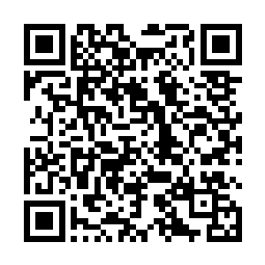 他虽然没有记忆母亲为何和他发脾气然后又和父亲吵架二维码生成