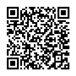 他觉得自己慷慨赴死的决心已经引起门口卫兵的注意二维码生成