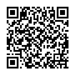 他赶紧起身端起我刚炼好的符水来到庄耀明身边二维码生成