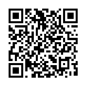 他踩在自己用神念控制的飞剑之上二维码生成