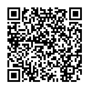 他迎了上去走得太远太远……她此时还是有些徒劳地回忆着这些事情二维码生成