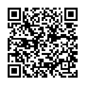 他还在黑海边上的敖德萨和乌克兰的女孩们打得火热二维码生成