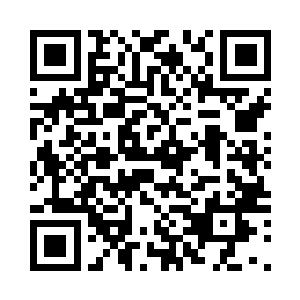 他进来的那一刻目光之中写满了坚定二维码生成