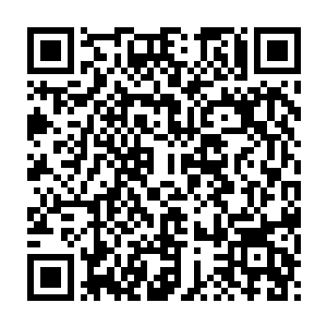 他那冲动的表现足以说明这个人在取向方面还是一点问题都没有的二维码生成
