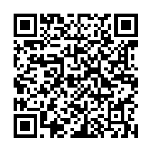 他除了在大门口公司前台和洗手间茶水室装有摄像头外二维码生成