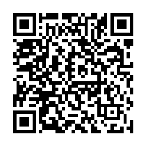 他隐隐感觉到有一个绝大的危机就要降临到鼎钺头上二维码生成