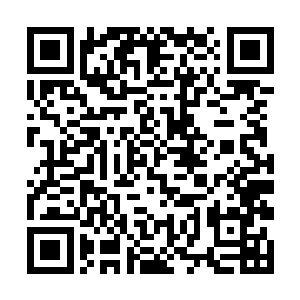 他顺理成章的要去完成刚才在阳台上没有完成的事情二维码生成