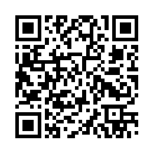 代离站在堆砌起来的巨大海鳗尸身上二维码生成