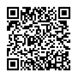 以他们只能在勉强在这个有限的空间里组成战场二维码生成
