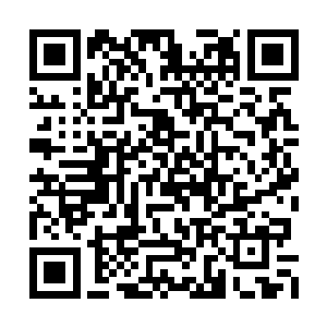 以他的修养和见识自然对看热闹也没什么兴趣了二维码生成