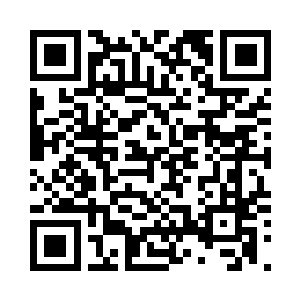 以十枚五彩神晶就买下一件下品神器二维码生成