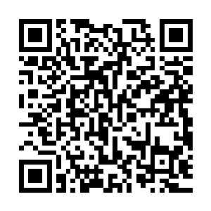 以及双腿根部四个部位竟然同时呈现出一种令人难以忍受的麻痒二维码生成