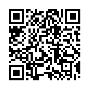 以极为凛冽的姿势铺天盖地裹住了整片天地二维码生成