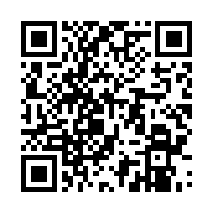 以至于所有路过的人都被他深深吸引二维码生成