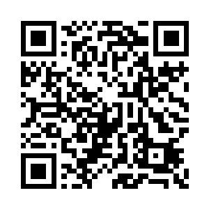 以那先前上古雷霆和梅花碰撞的地方为中心二维码生成