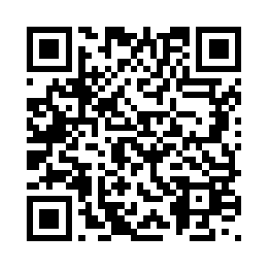 仿佛一道溪流潺潺从半空流淌而过二维码生成