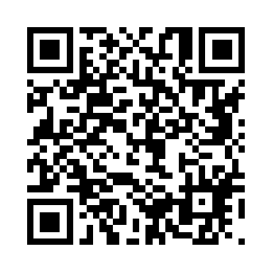 仿佛刚刚一切的心疼和温柔都是幻觉二维码生成