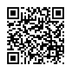 仿佛是天地间自动繁衍出的一种可怕巨剑二维码生成