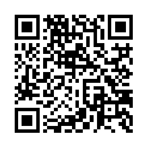 仿佛是担心错过了任何一丝丝的细节一样二维码生成